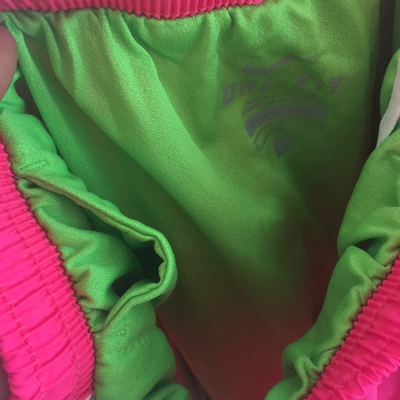 Nike Running Shorts - Picture 2 of 5